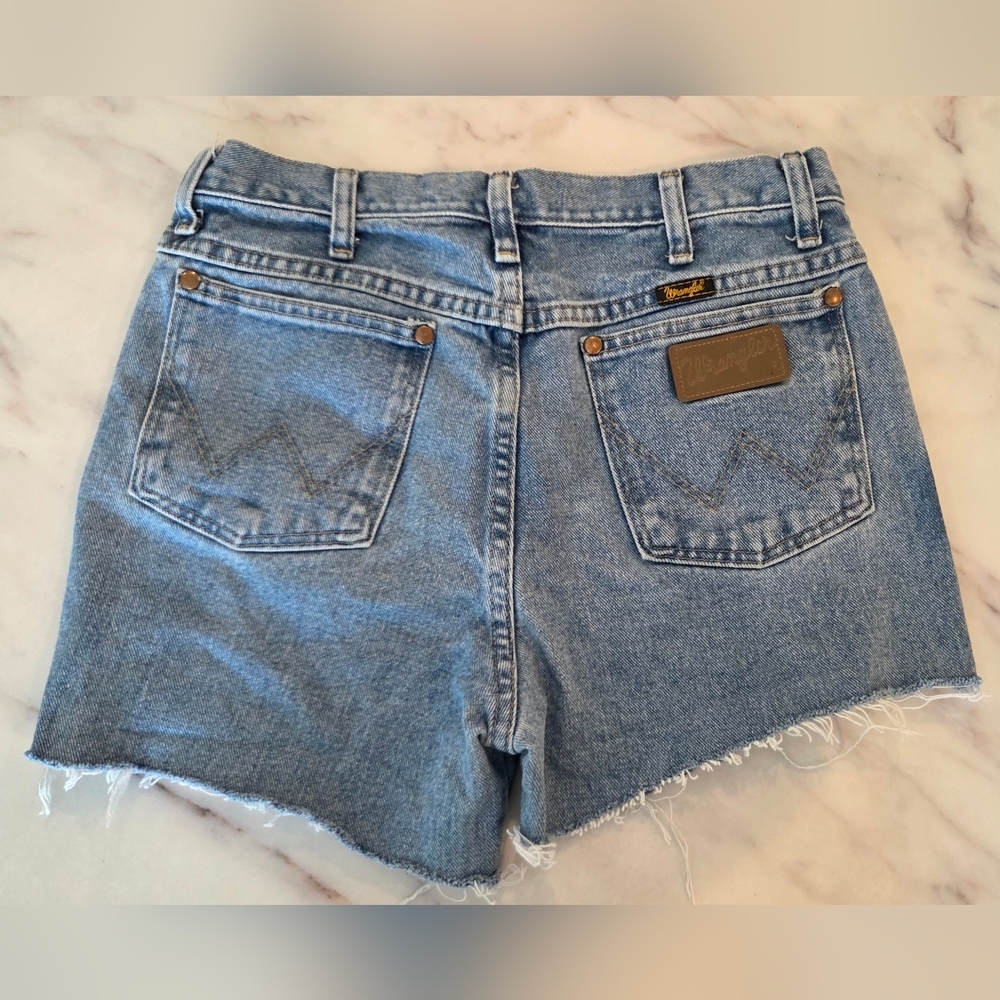 Wrangler Women's Blue Cut Off  Denim Shorts Western Concert‎ Cowgirl